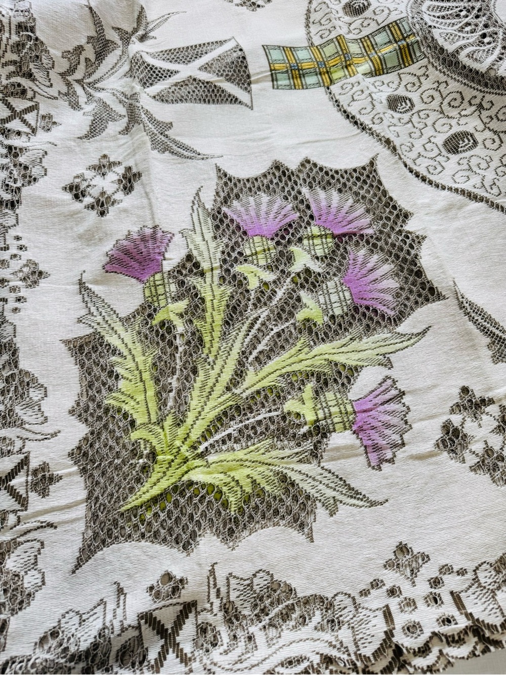 Vintage Floral Thistle Table Linen - Purple & Green Design 84x62’’ Great Britain